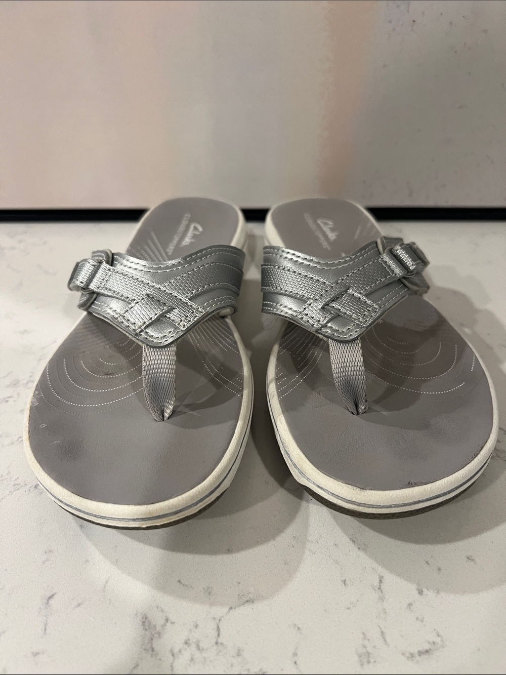 Clarks Cloudstepper women’s thong slip on sandals, size 7 - Picture 4 of 16